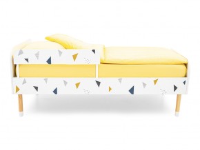 Кровать Stumpa Классика с бортиком рисунок Треугольники желтый, синий в Коркино - korkino.mebel74.com | фото 3